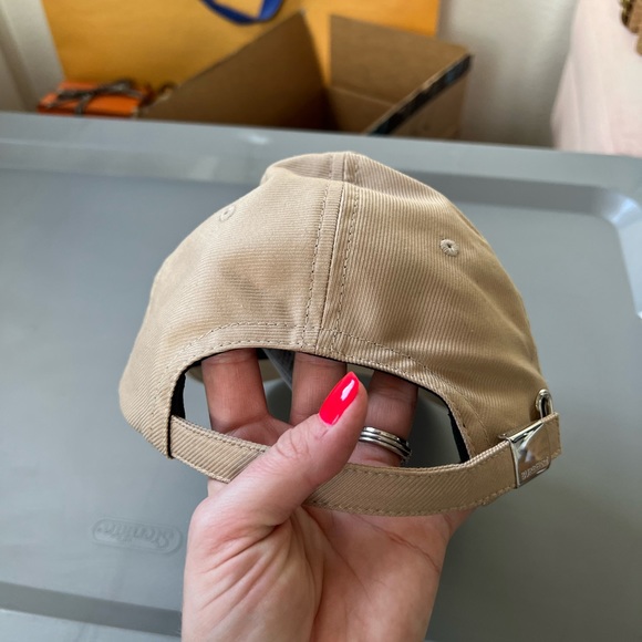 Tan Burberry Ball Cap - Picture 2 of 7